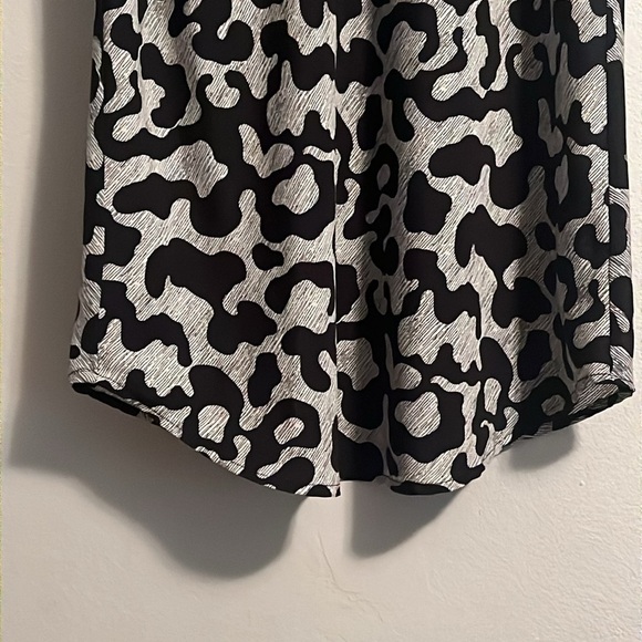 Mossimo - black and gray top Size XS - Picture 5 of 10